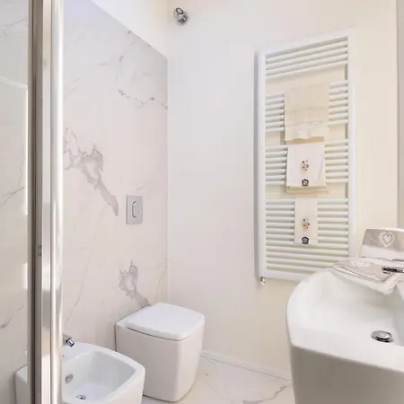 Apartment Santa Croce Penthouse *