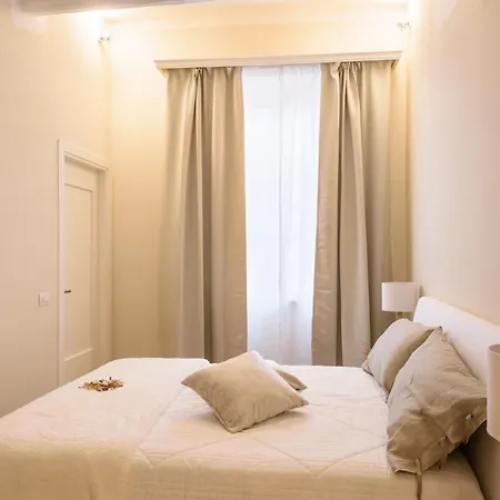 Santa Croce Penthouse Apartment