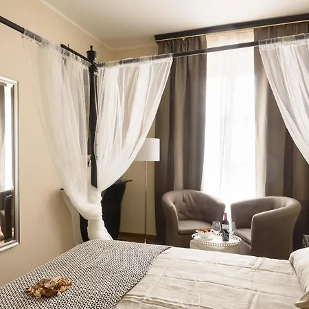 Santa Croce Penthouse Apartment